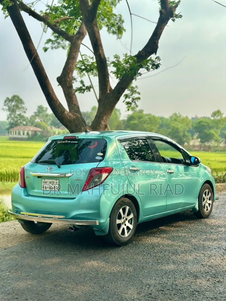 Toyota Vitz 2011