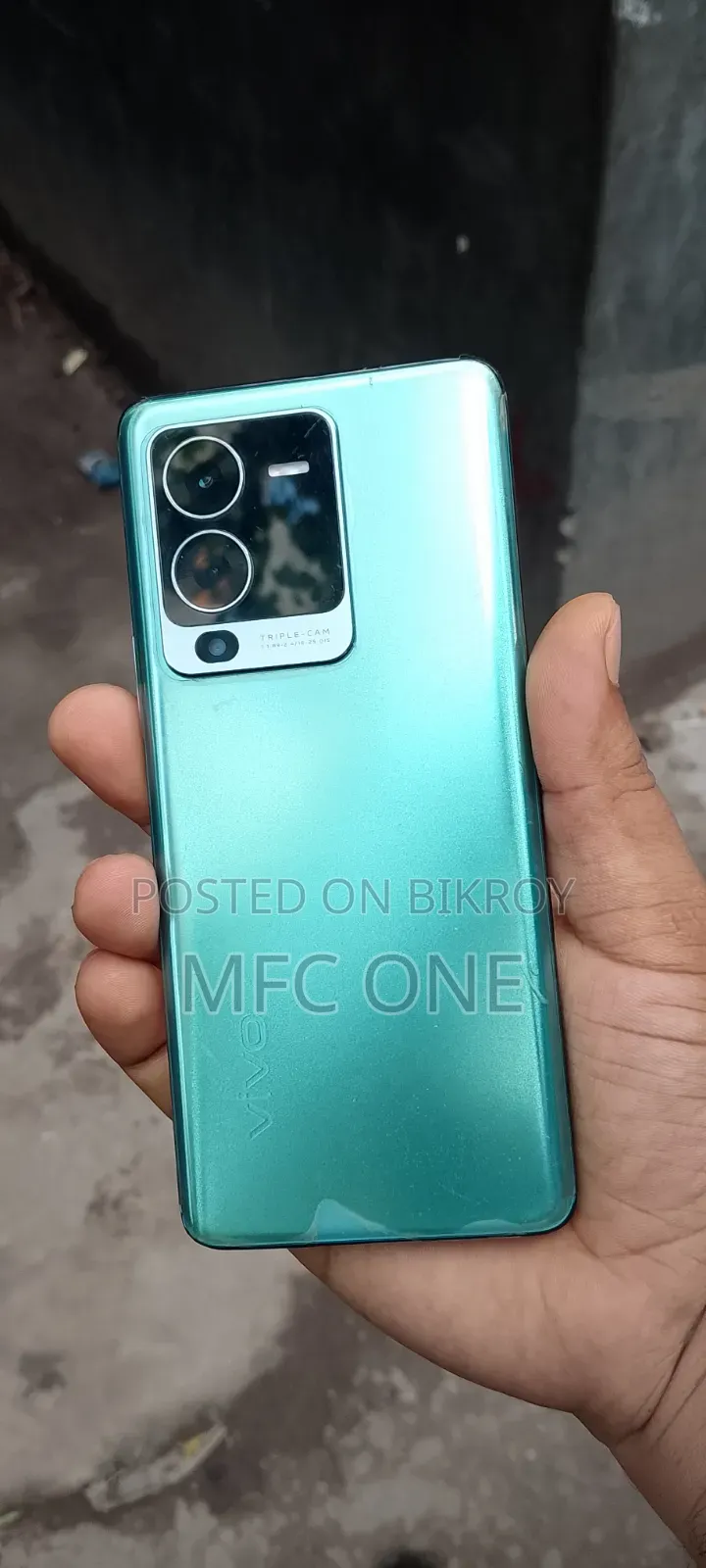 ভিভো ভি২৫ প্রো ১২৮ জিবি গ্রিন