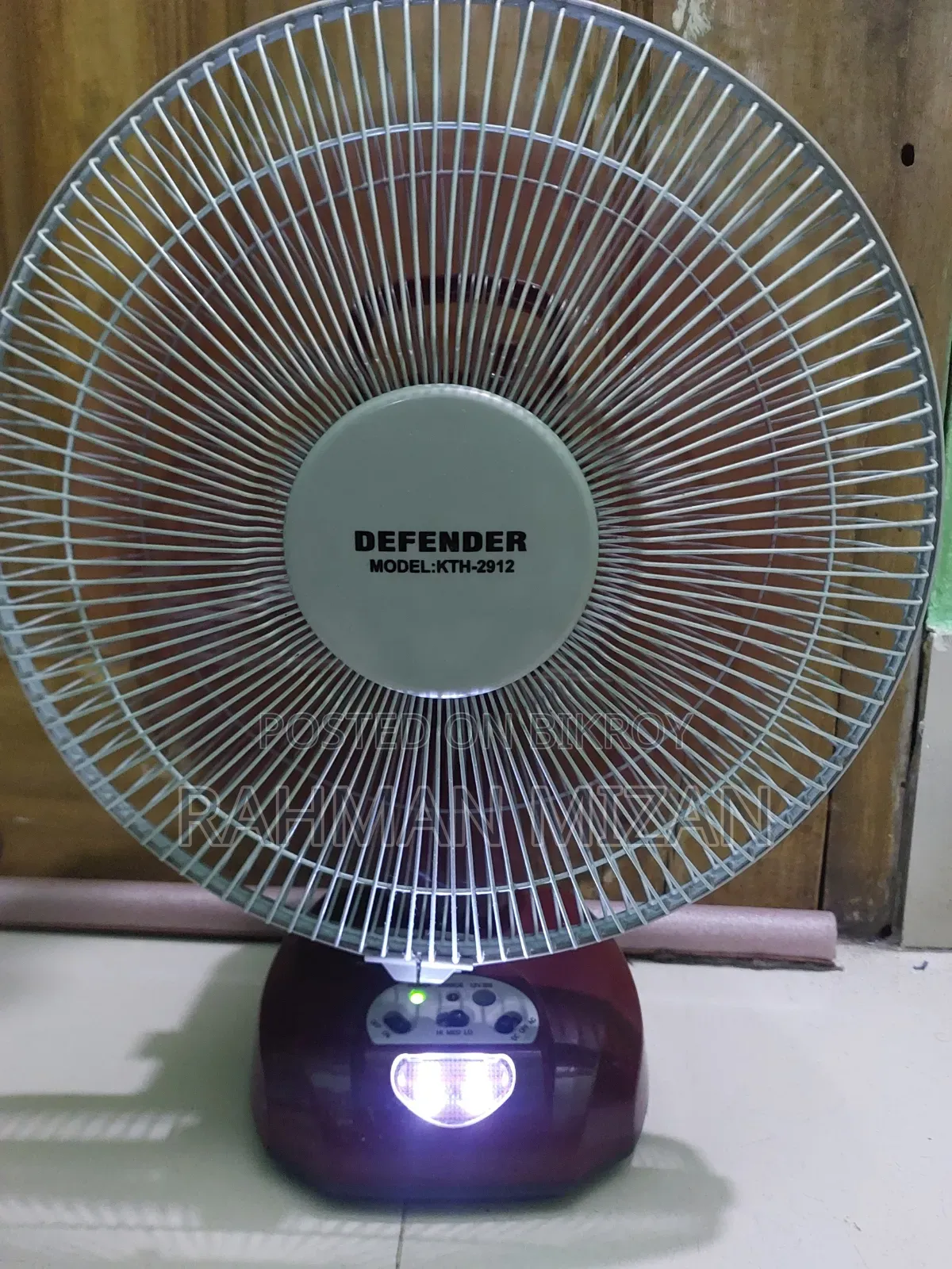 ডিফেন্ডার ১২ ইঞ্চি রিচার্জেবল ফ্যান