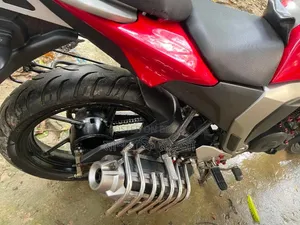 Yamaha Fazer FI V2 2019 Red
