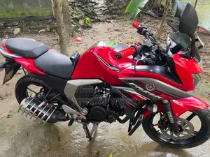 Yamaha Fazer FI V2 2019 Red