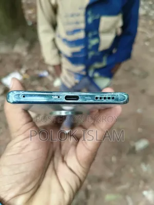 Vivo V30e 256 GB Silver