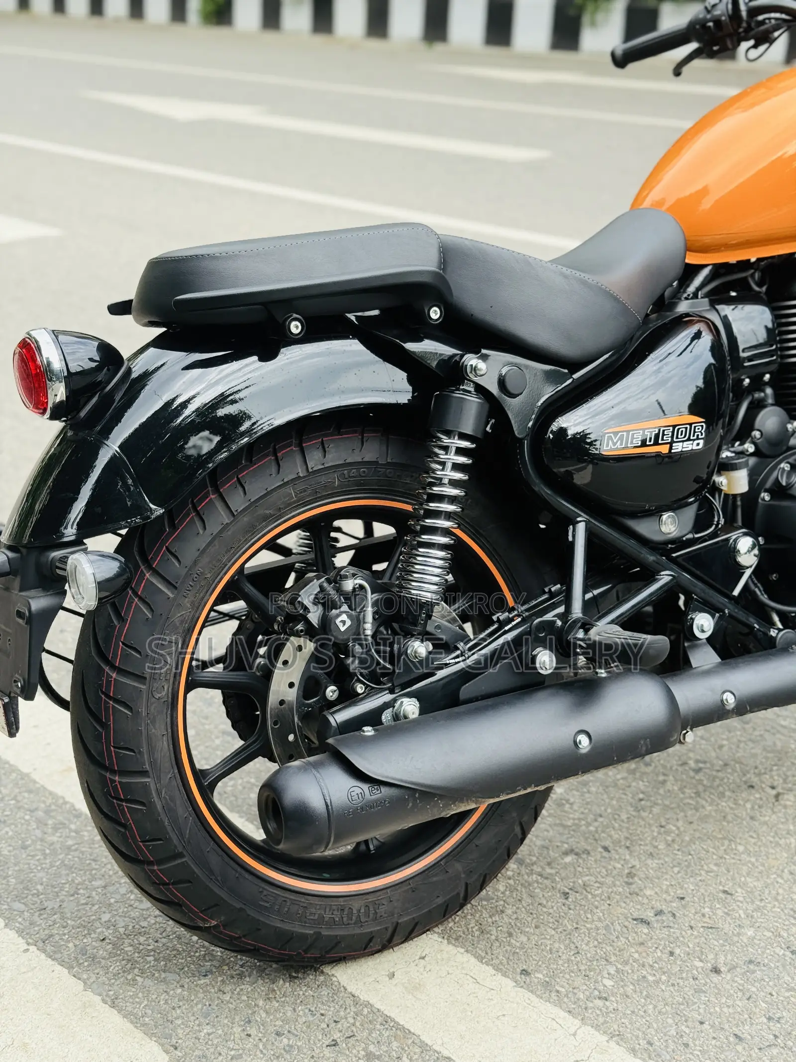 New Royal Enfield Meteor 350 2026 Orange