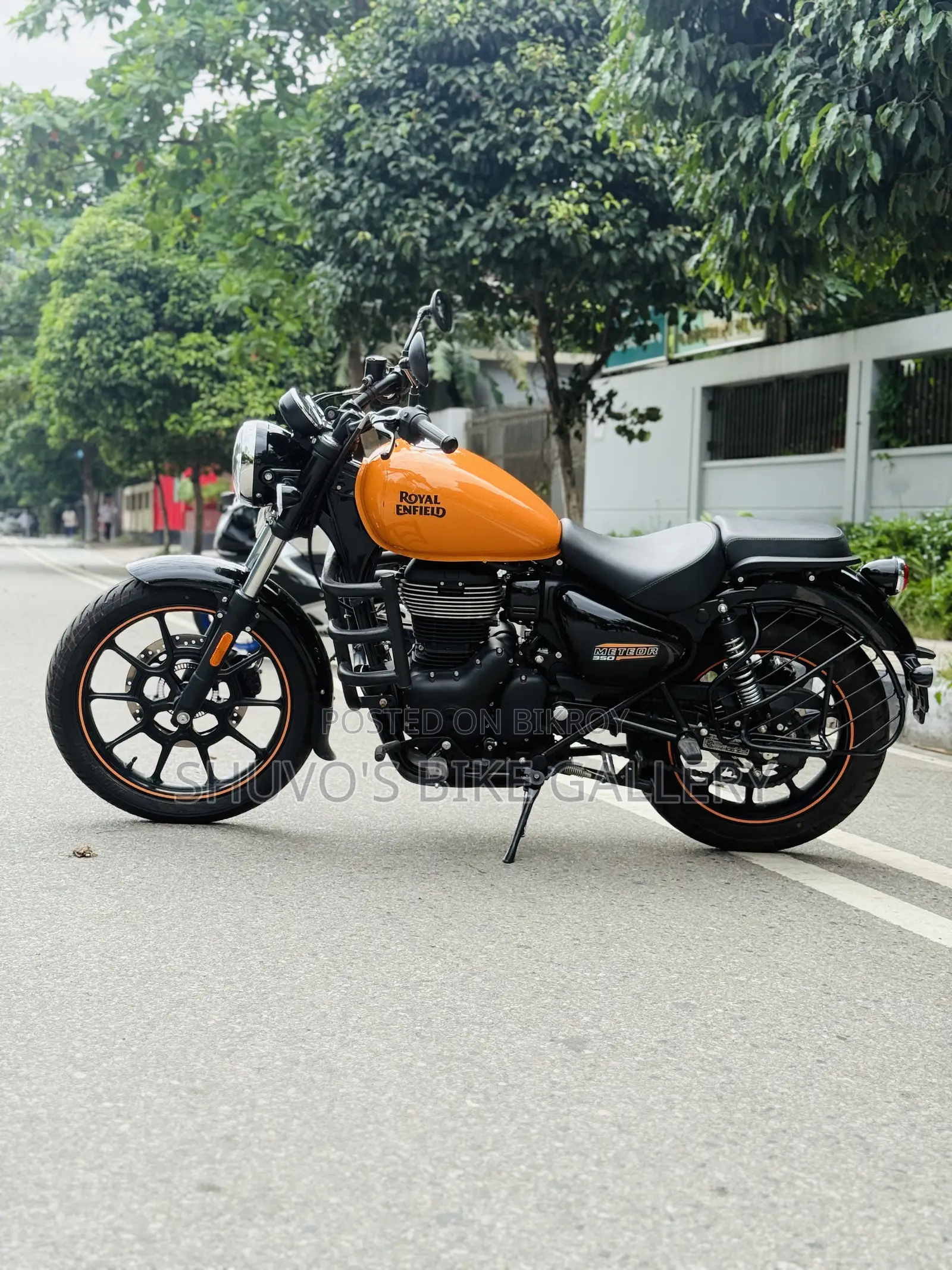 New Royal Enfield Meteor 350 2026 Orange