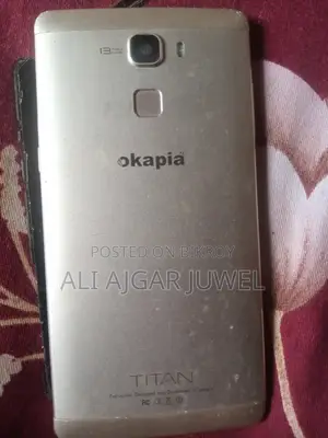 Mobile Phone 16 GB Gold