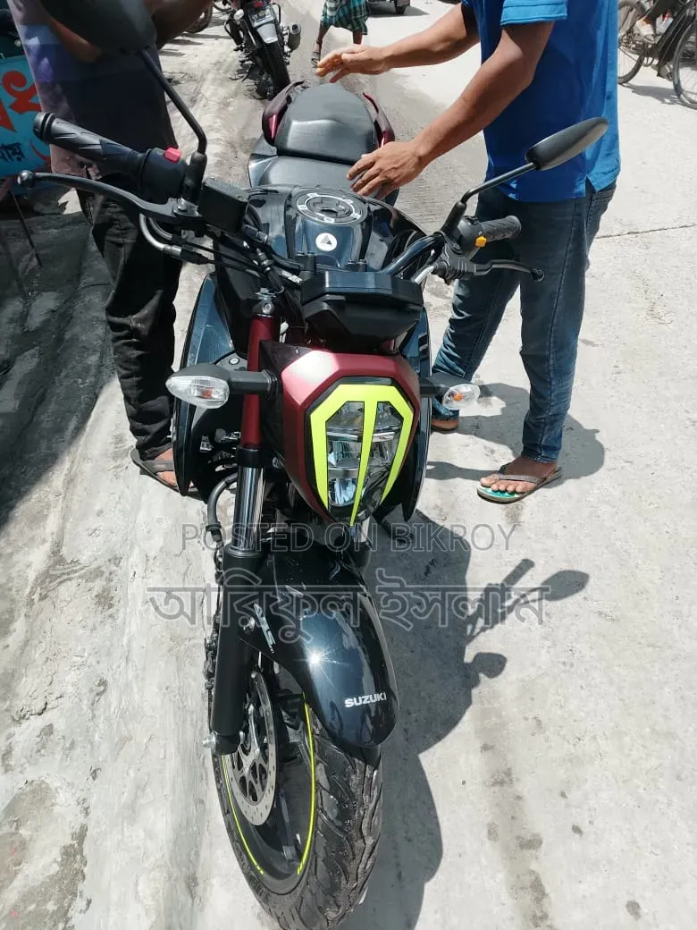 New Suzuki Gixxer SF 2026 Black