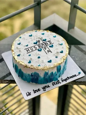 প্রিমিয়াম হোমমেড ভ্যানিলা কেক। ইনস্টা-হুইপ ক্রিম। টাকা প্রতি পাউন্ড।