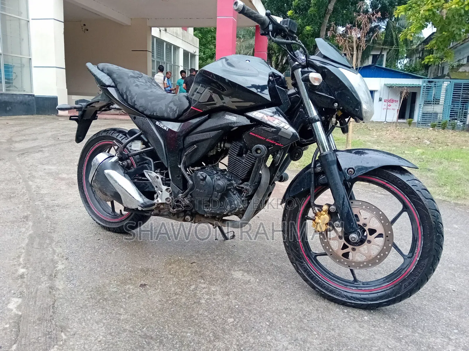 সুজুকি জিক্সার ২০১৮ ব্ল্যাক