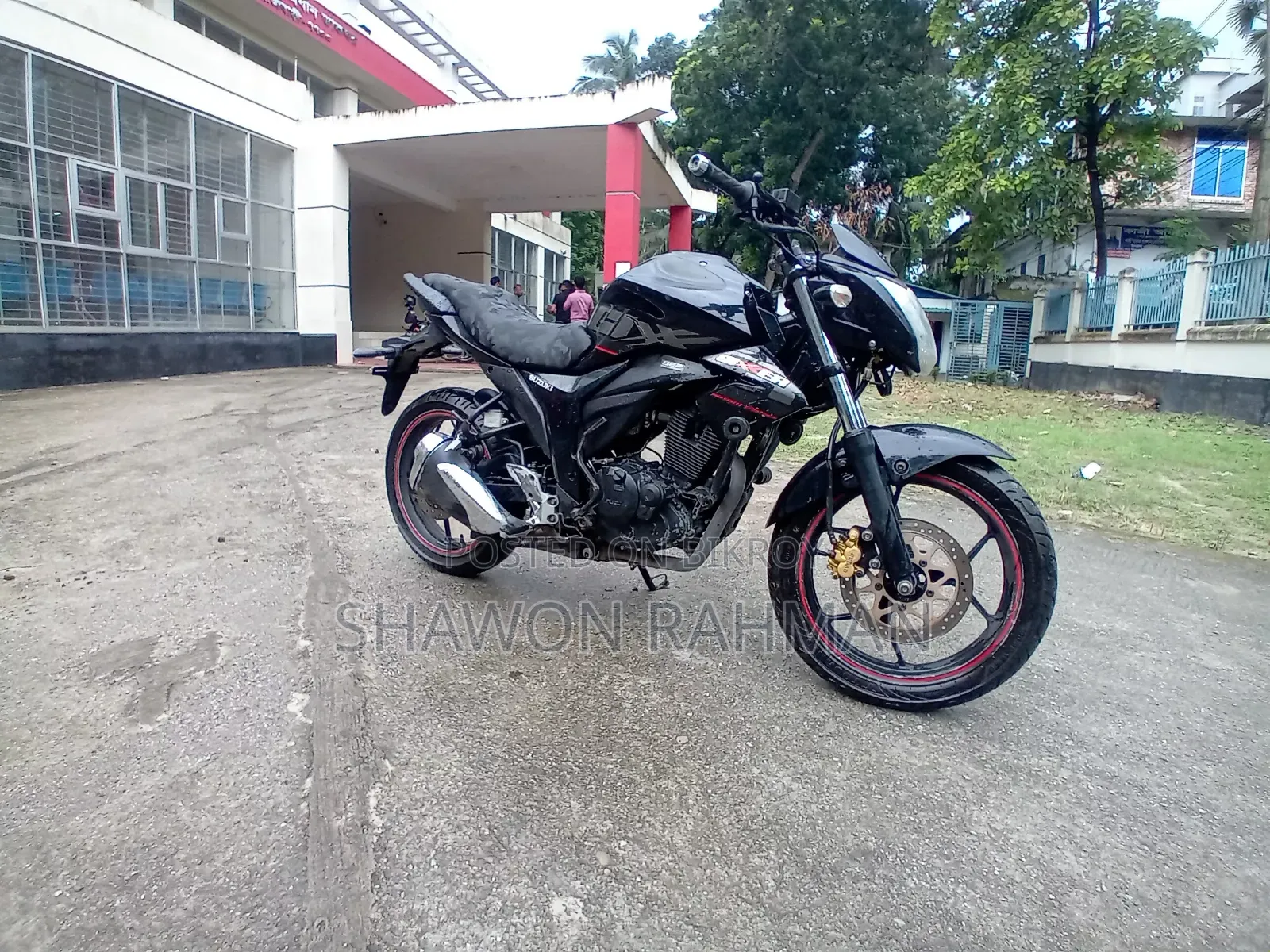 সুজুকি জিক্সার ২০১৮ ব্ল্যাক