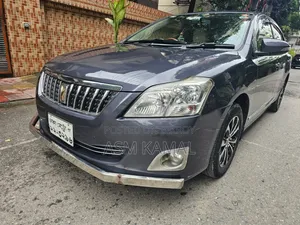 টয়োটা প্রিমিও ২০১৫ গ্রে
