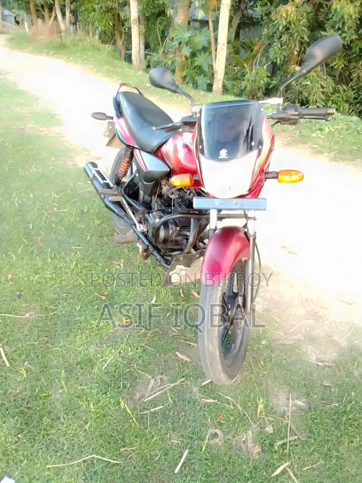 বাজাজ প্লাটিনা ১০০ ২০১০ লাল