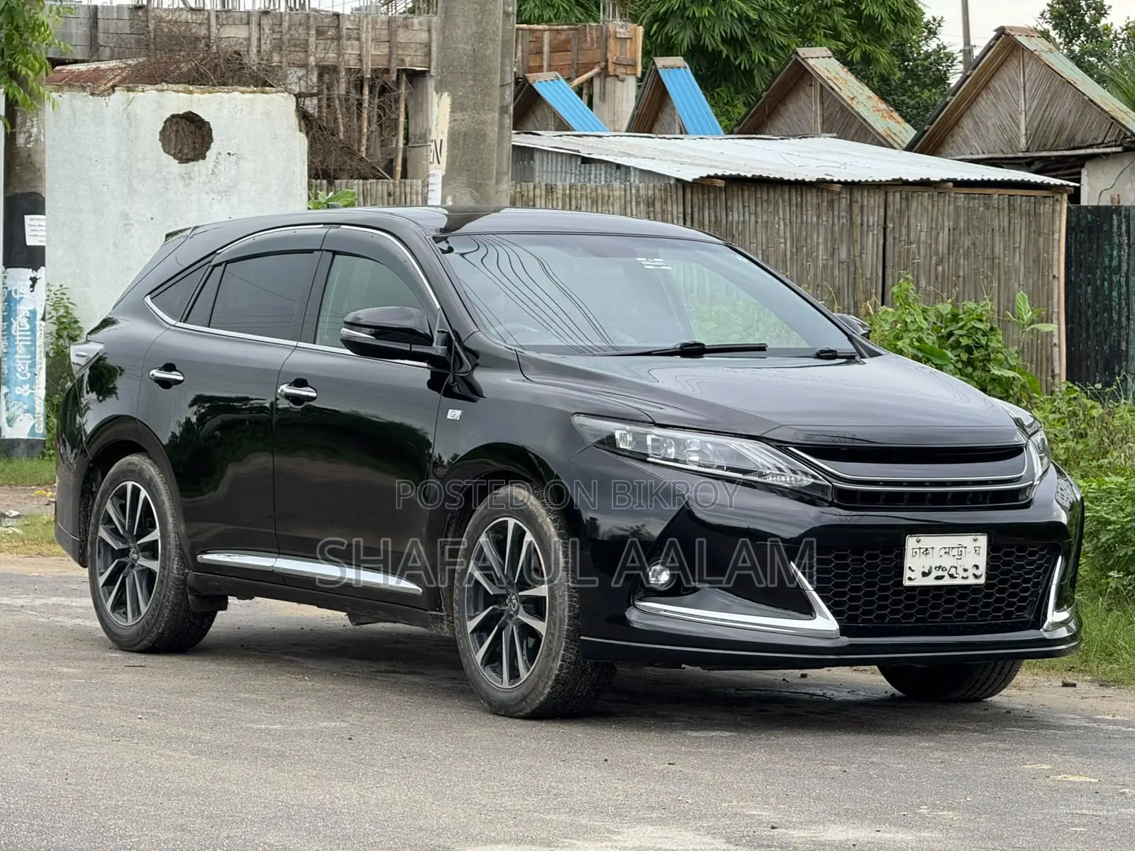 Toyota Harrier 2.0 2015 Black