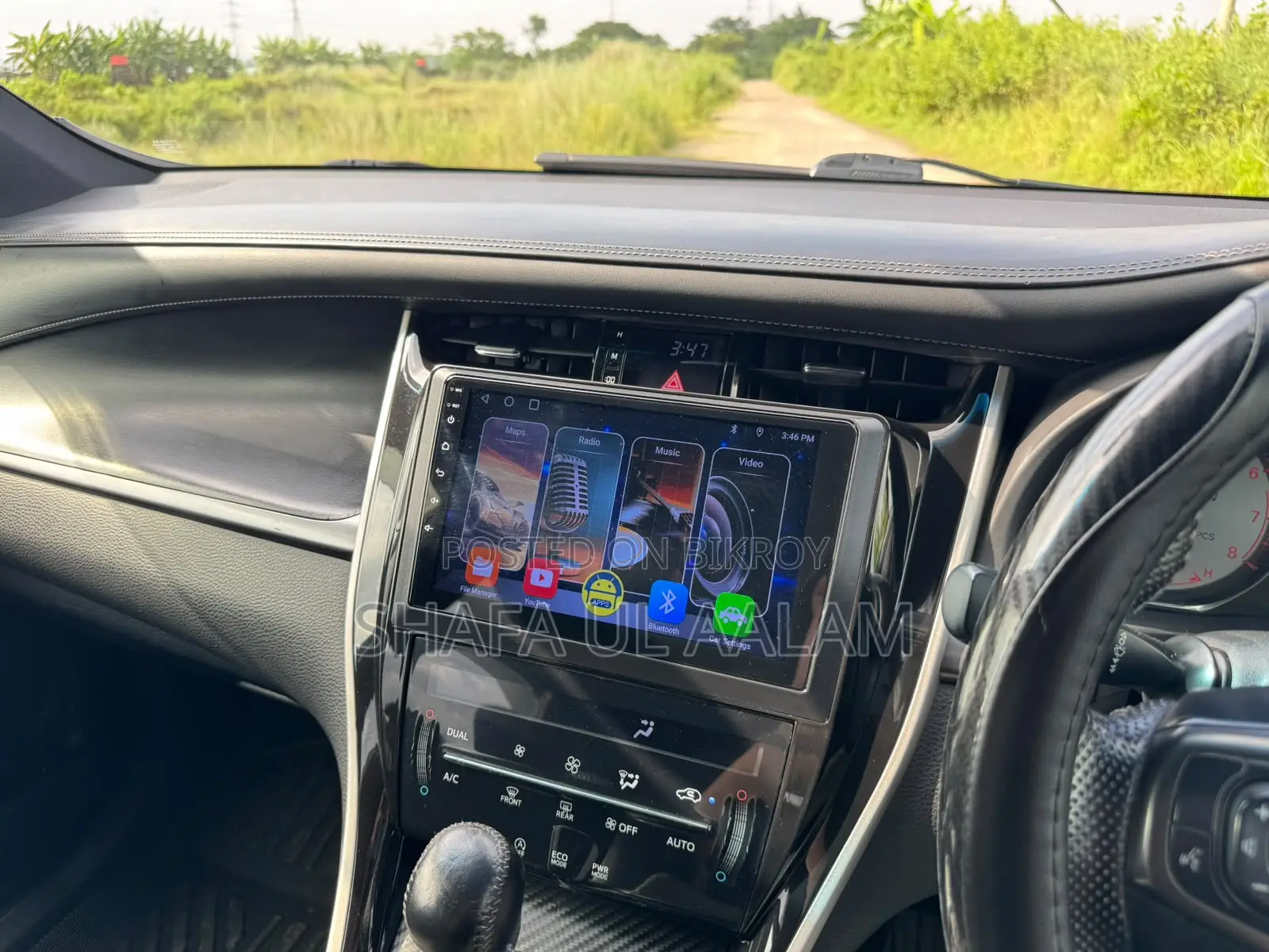 Toyota Harrier 2.0 2015 Black