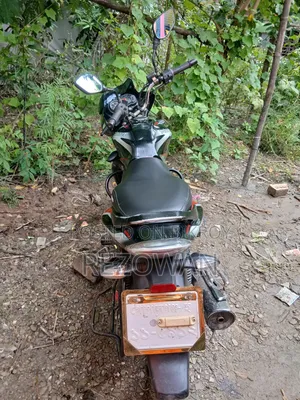 Bajaj Discover 125 2020 Black