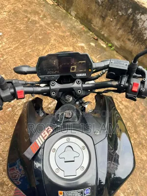 নতুন মোটরসাইকেল ২০২১ কালো