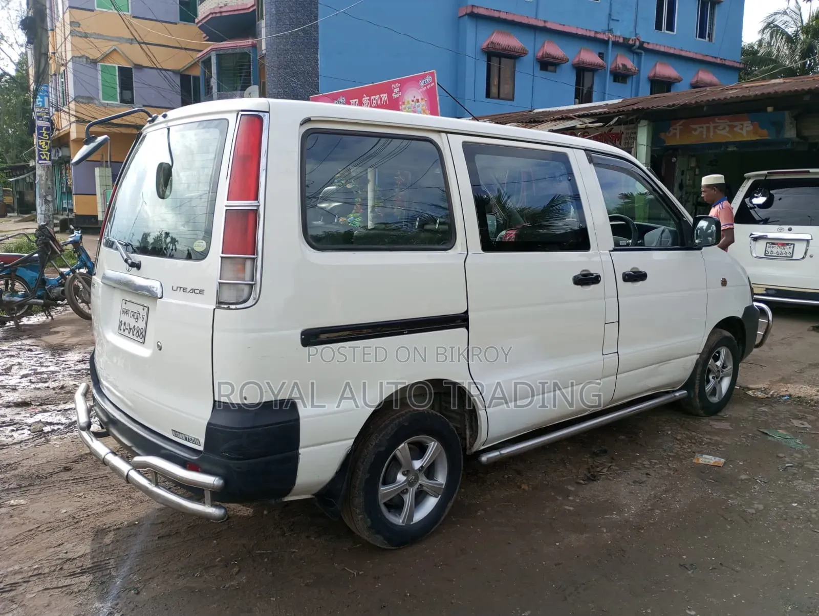 Toyota Noah 2007 White