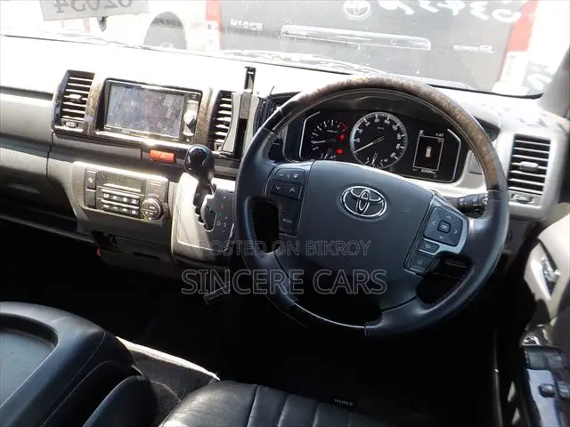 Toyota HiAce 2021 Grey
