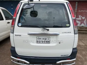 Toyota Noah 2007 White
