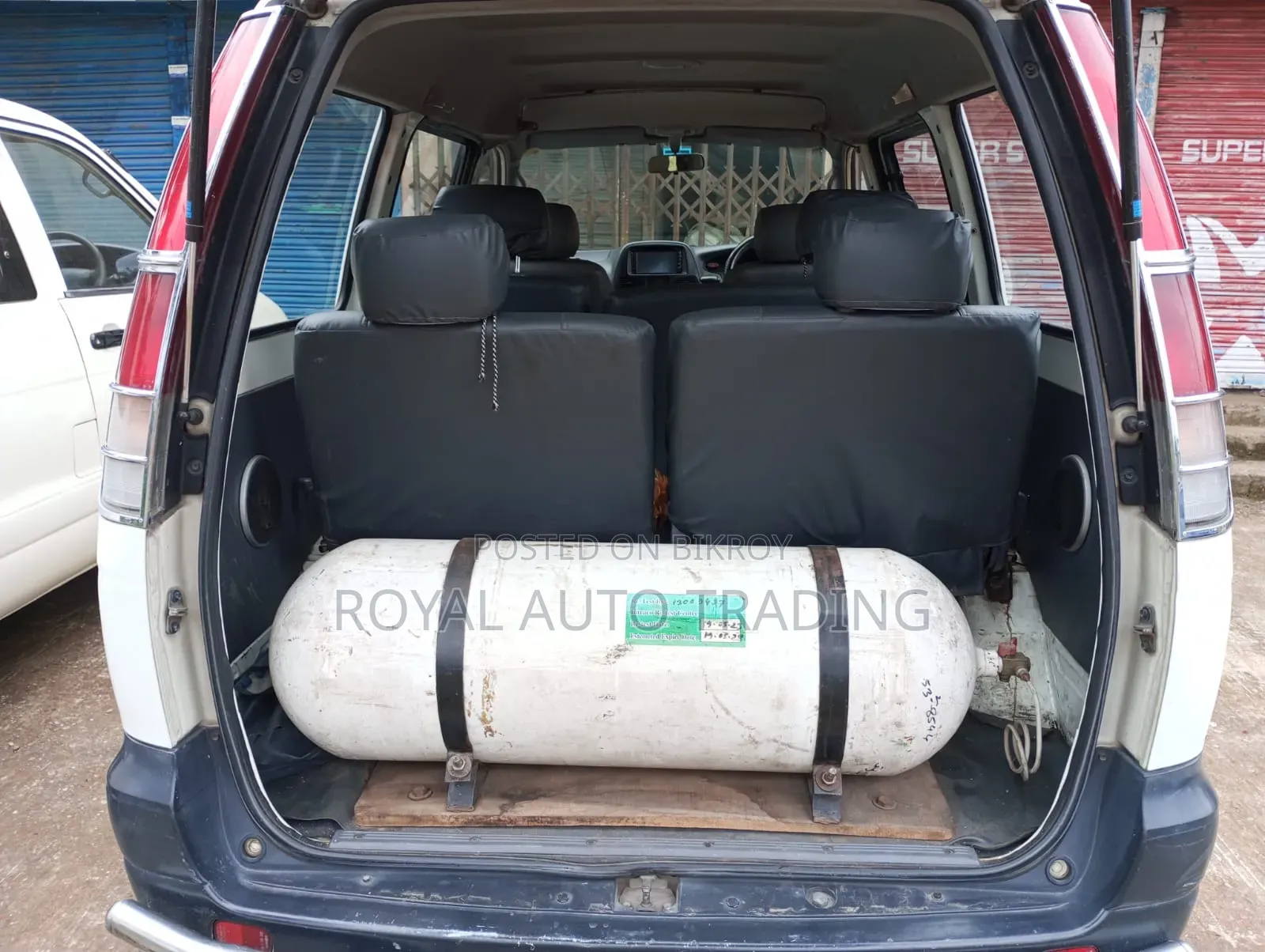 Toyota Noah 2007 White