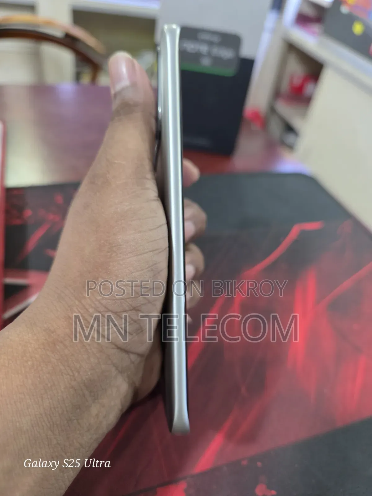 ইনফিনিক্স নোট এজ ২৫৬ জিবি সিলভার