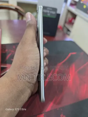 ইনফিনিক্স নোট এজ ২৫৬ জিবি সিলভার
