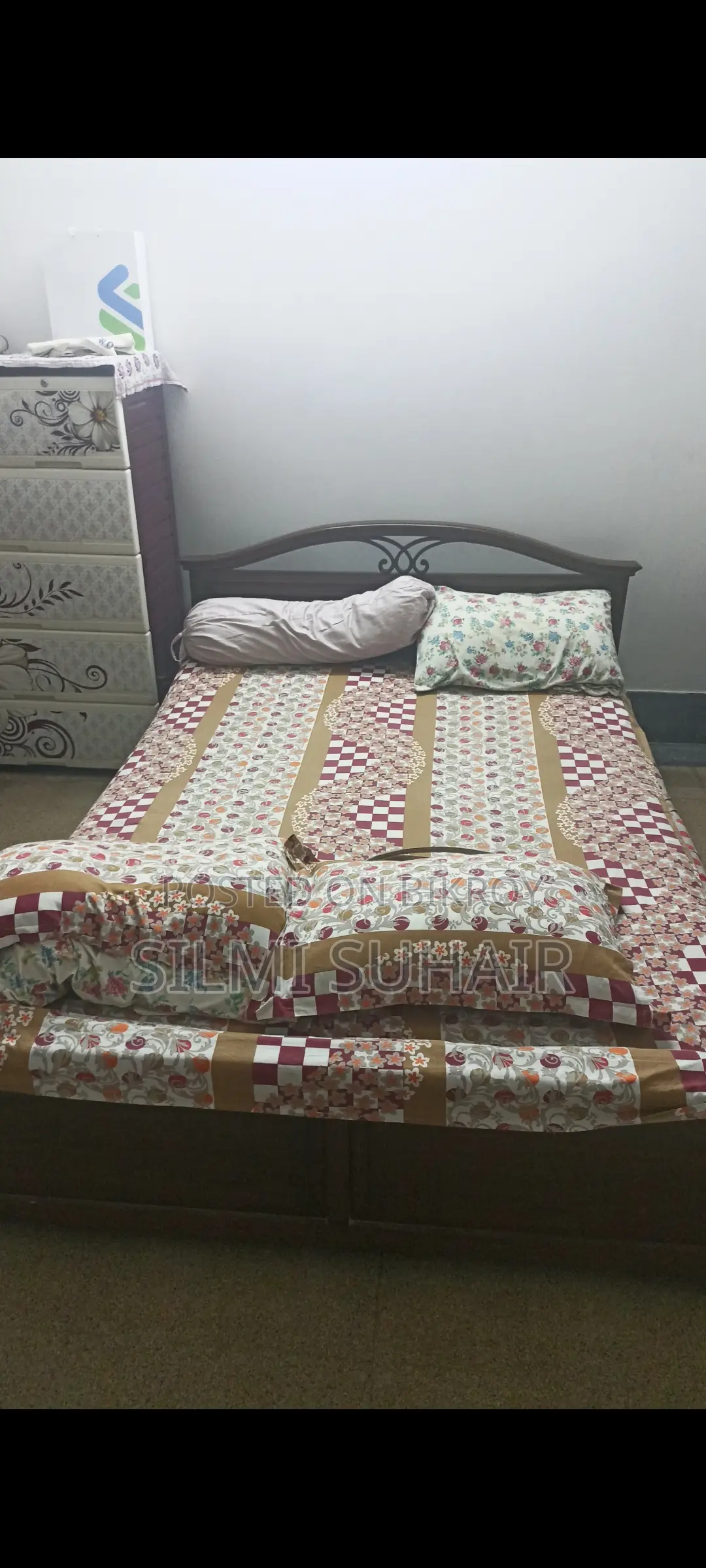 কাঠের খাট