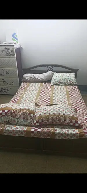 কাঠের খাট