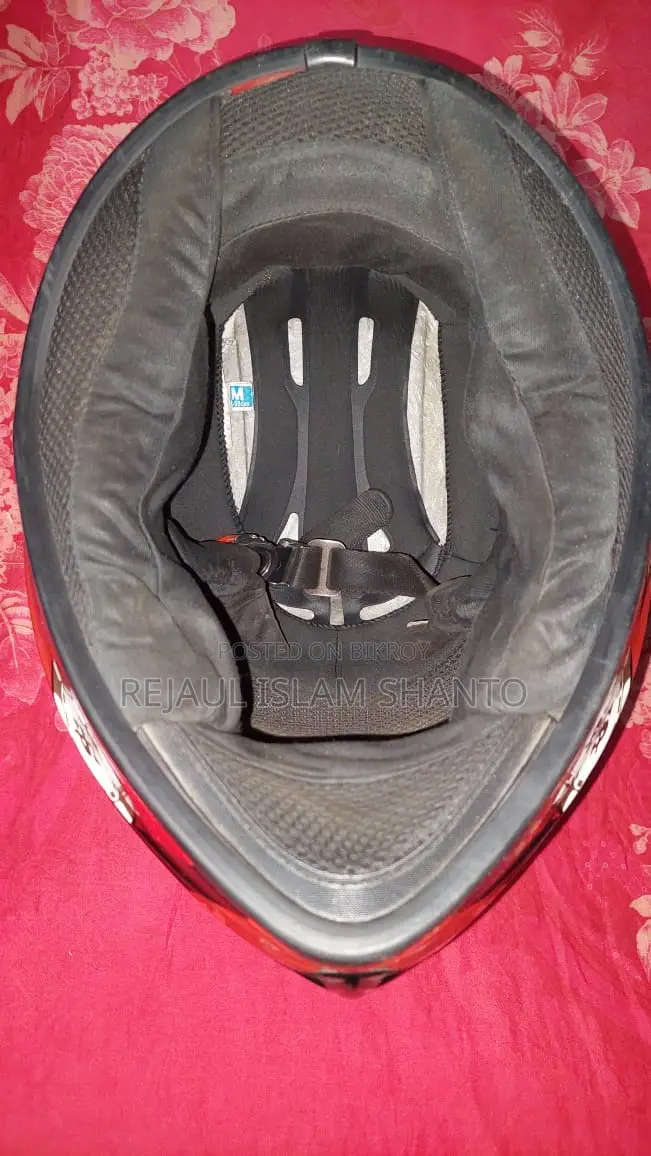 বিলমোলা রেড হেলমেট