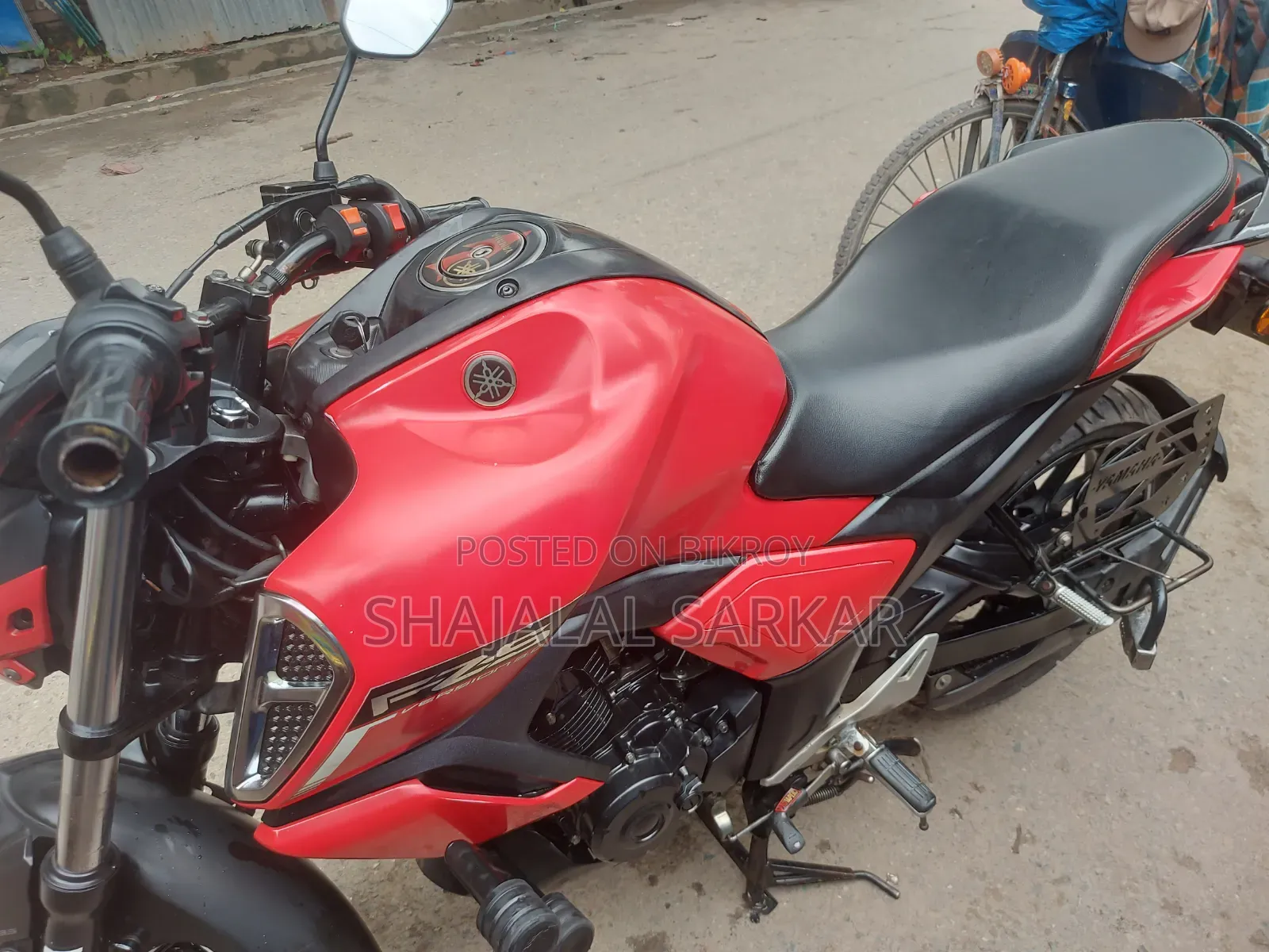 যামাহা এফজেডএস ভি৩ ২০২১ রেড
