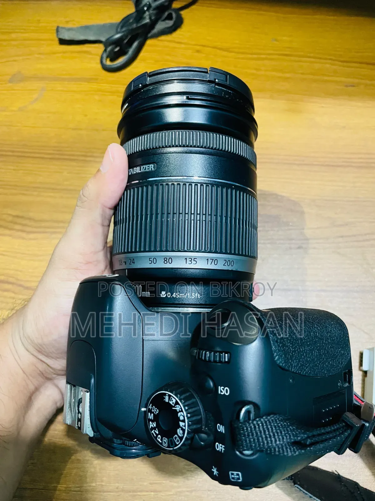 Canon EOS 550D Camera With 18-200mm Zoom Lens (Battery, Charger, Bag)
