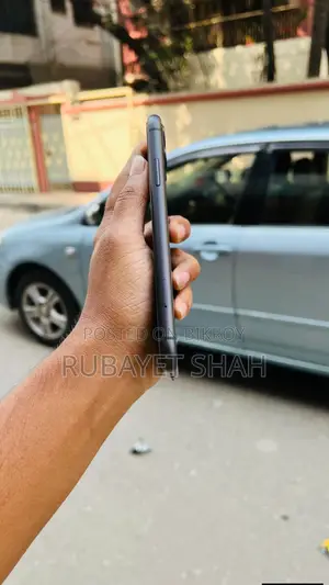 অ্যাপল আইফোন ১১ ৬৪ জিবি ব্ল্যাক