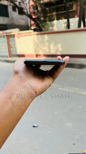 অ্যাপল আইফোন ১১ ৬৪ জিবি ব্ল্যাক