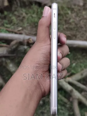 Apple iPhone 8 Plus 64 GB White