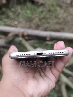 Apple iPhone 8 Plus 64 GB White