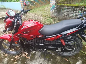Hero Glamour 2020 Red