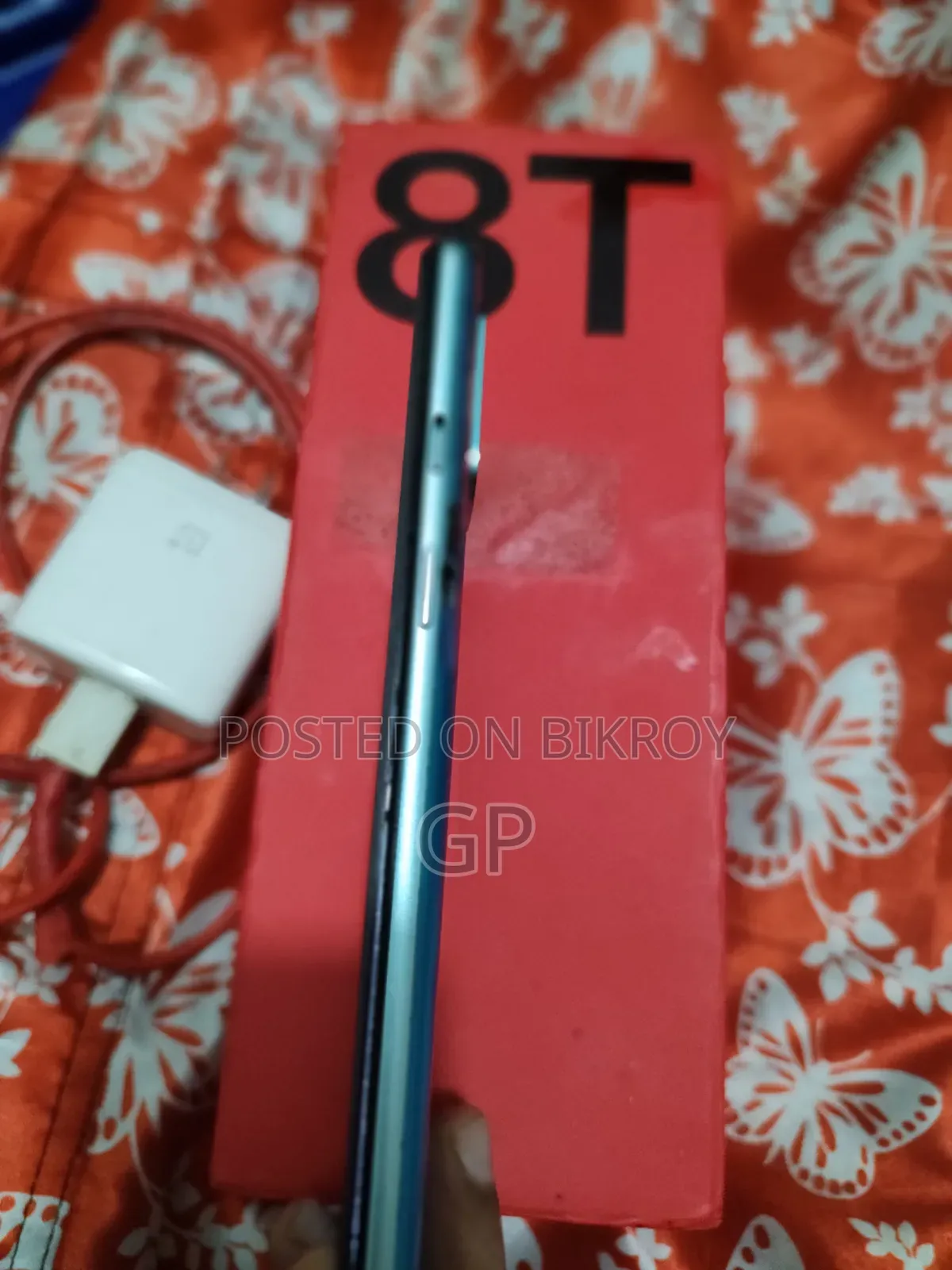ওয়ানপ্লাস ৮টি ২৫৬ জিবি