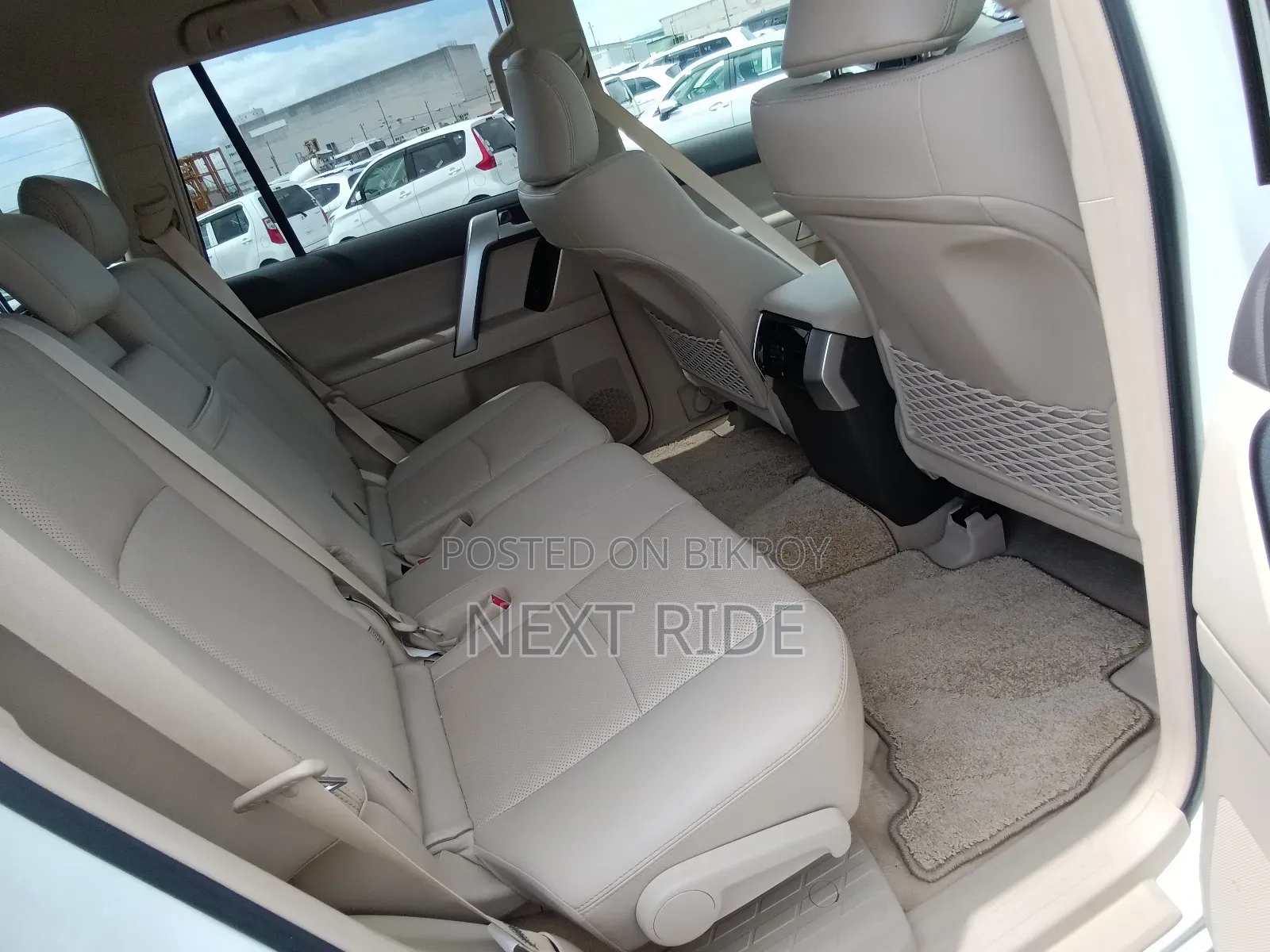 Toyota Land Cruiser Prado 2023 Pearl