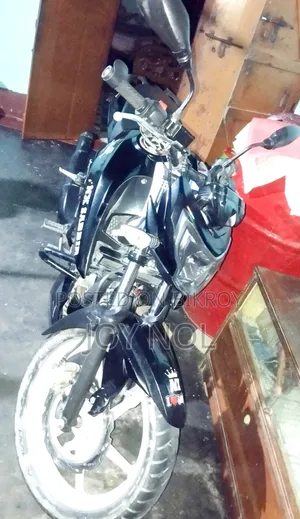 টিভিএস আপাচে ১৬০ ৪ভি ২০১৯ ব্ল্যাক