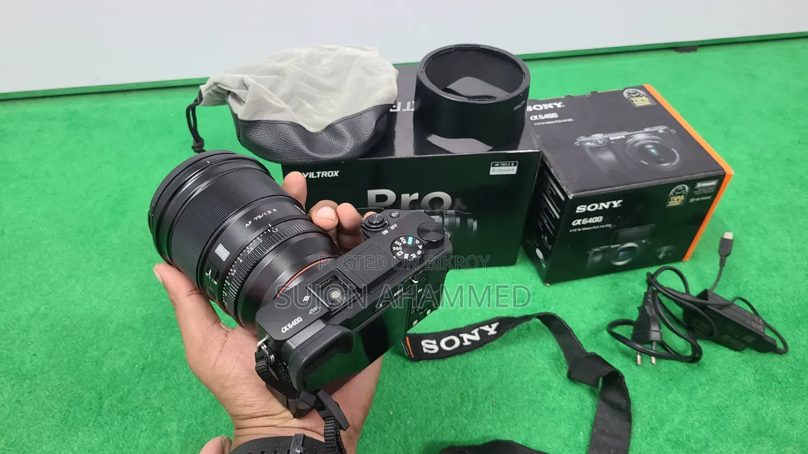 Sony Alpha A6400 With Viltrox 75 Mm 1.2 Af