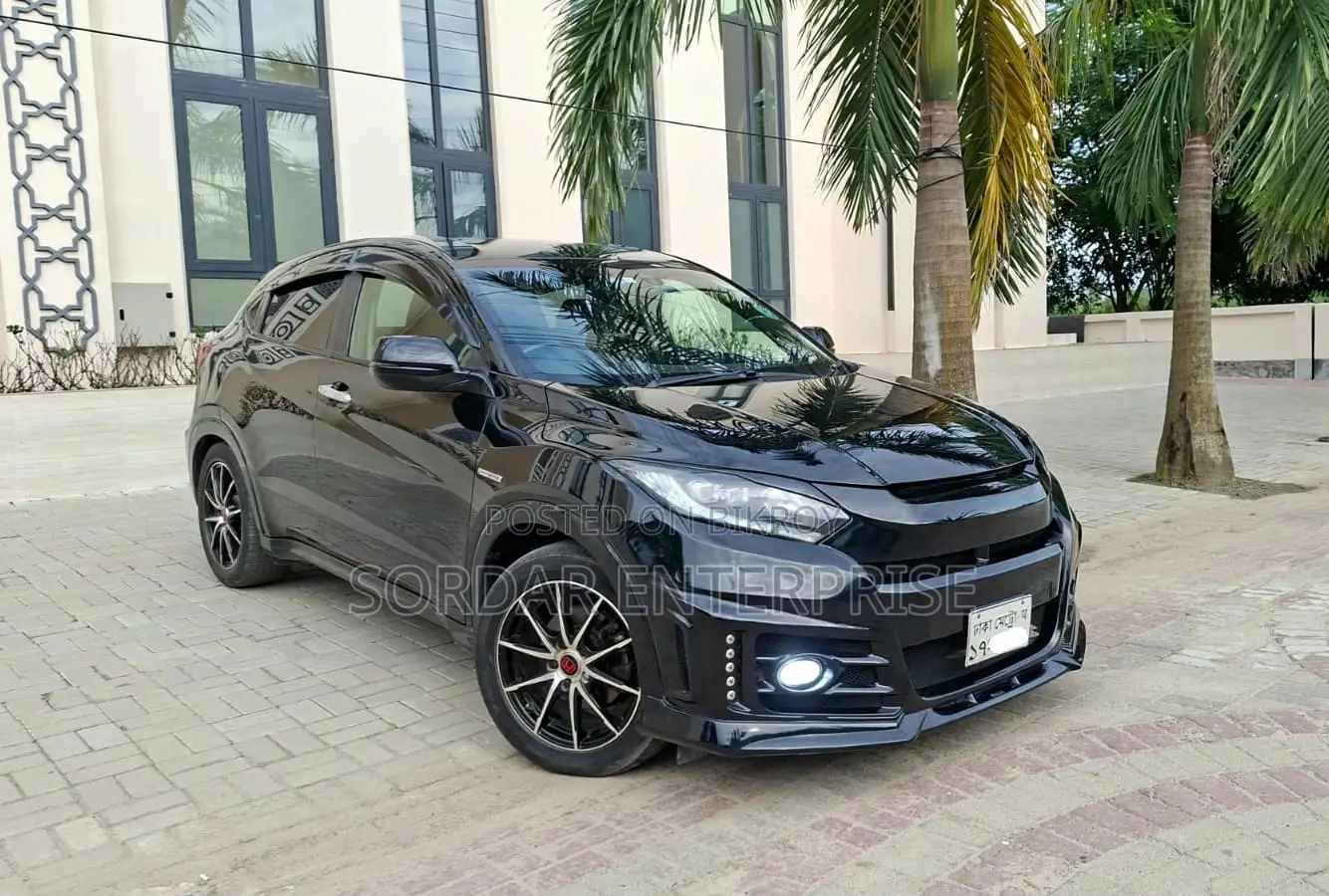 New Honda Vezel 1.5 Hybrid 2WD 2014 Black