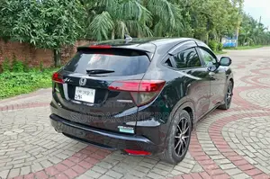 New Honda Vezel 1.5 Hybrid 2WD 2014 Black