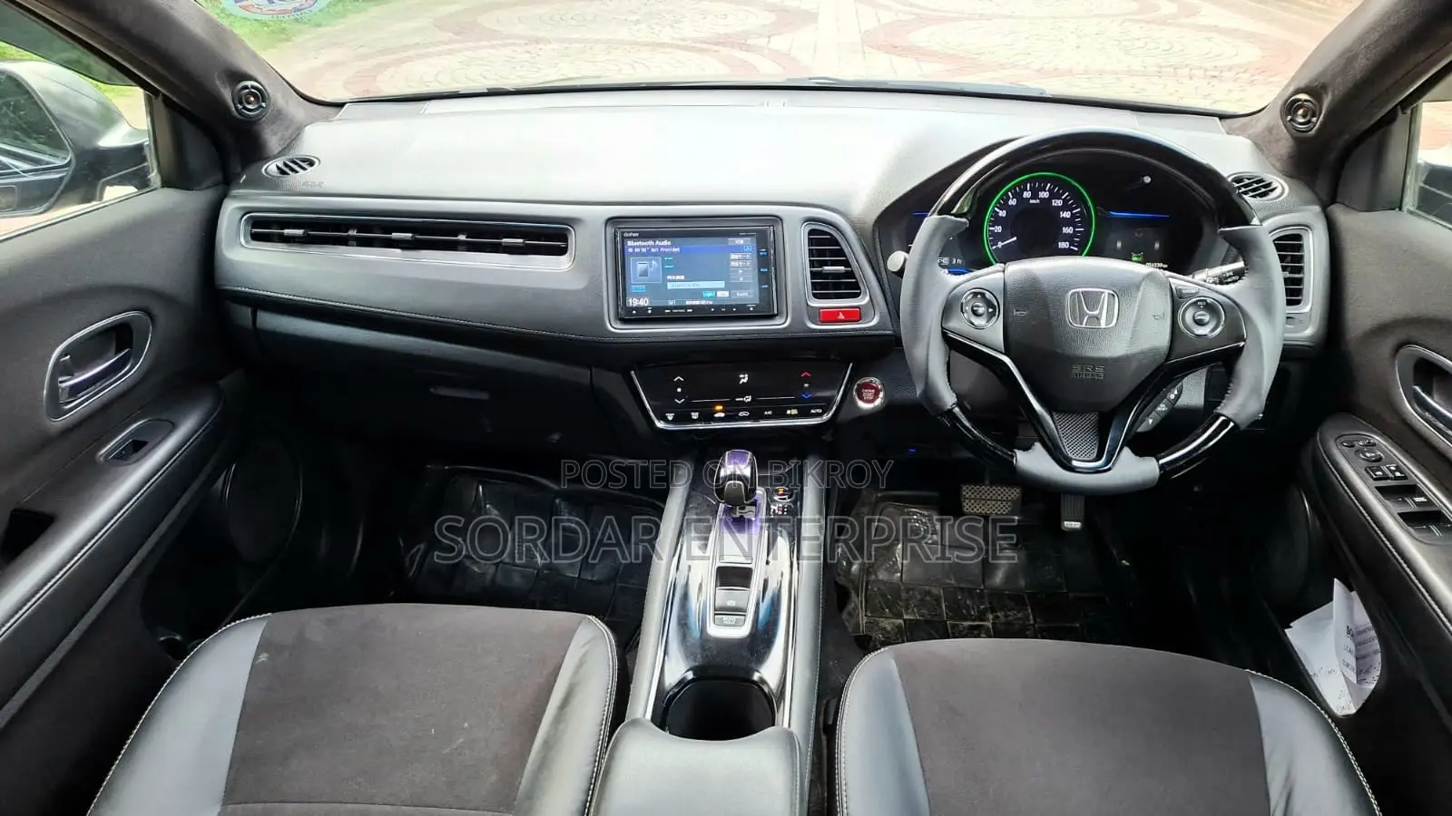 New Honda Vezel 1.5 Hybrid 2WD 2014 Black