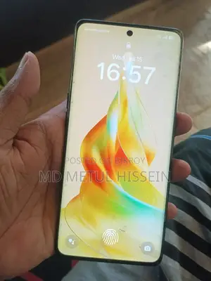 অপ্পো রেনো ৮ টি ১২৮ জিবি কালো