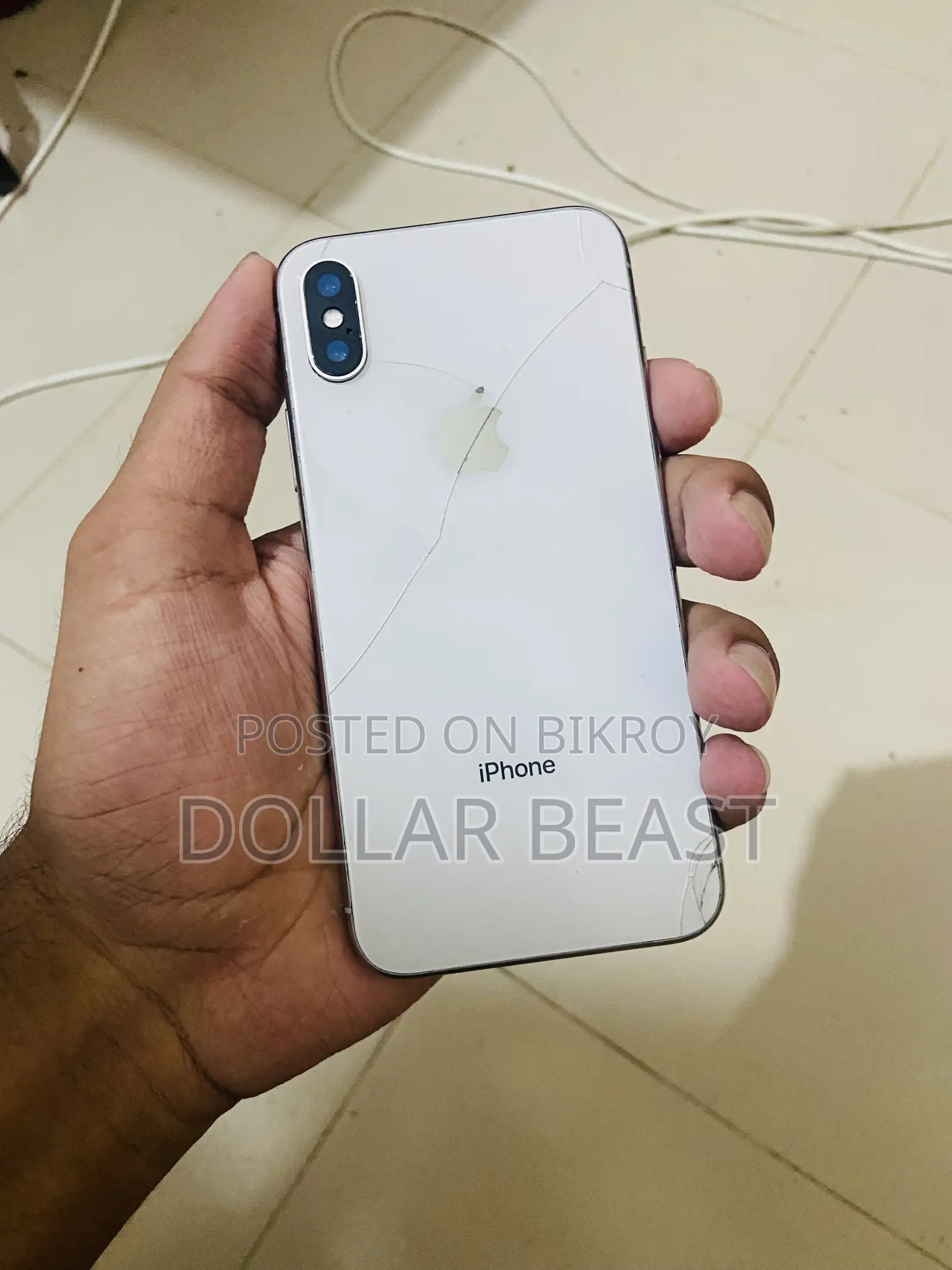 নতুন অ্যাপল আইফোন এক্স ২৫৬ জিবি হোয়াইট