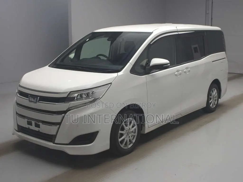 Toyota Noah 2021 Pearl