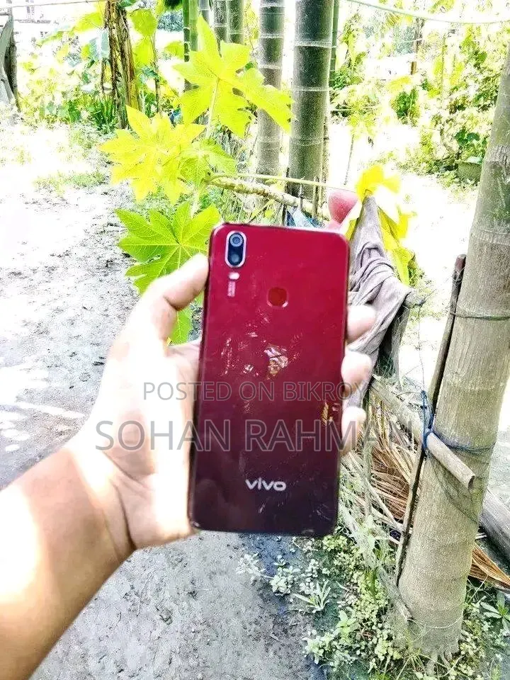 Vivo Y11 32 GB Red