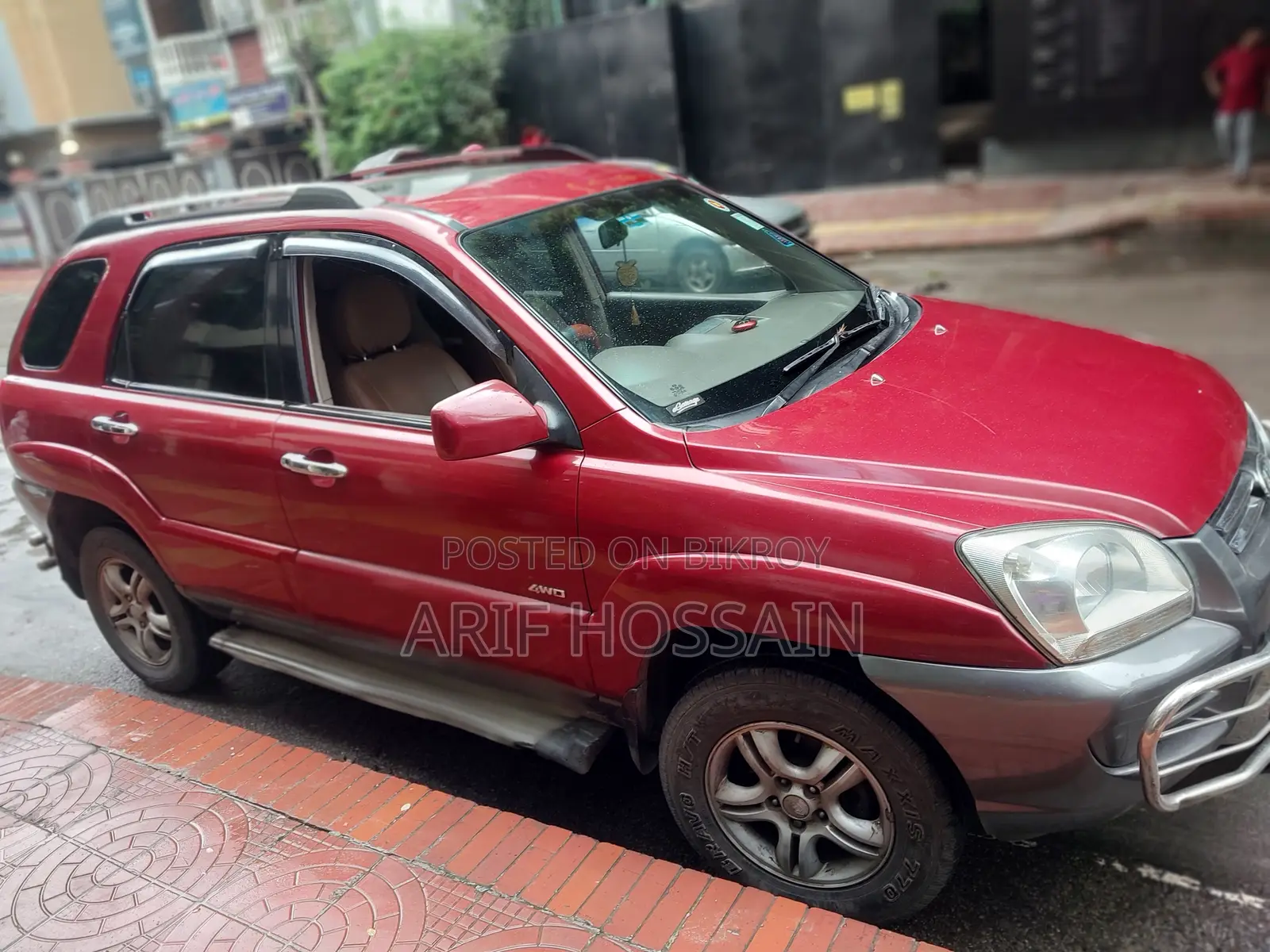কিয়া স্পোর্টেজ ২০০৫ লাল