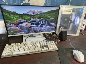 Desktop Computer 8GB AMD SSD 512GB