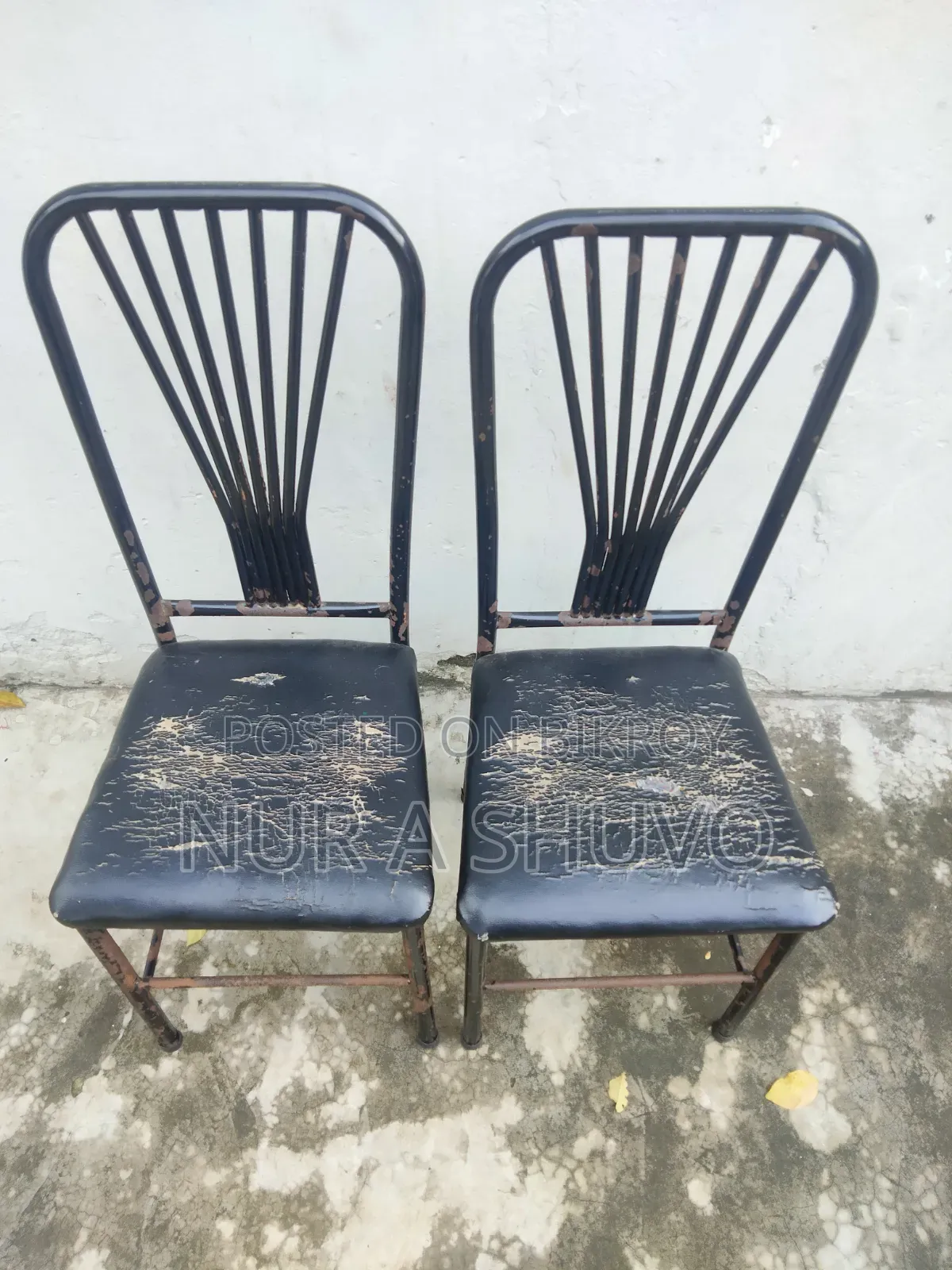 Chair and glass table for sale