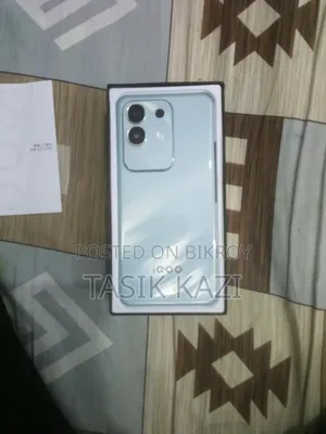 Vivo iQOO Z10x 128 GB